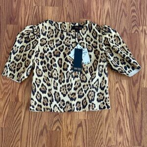 Truth By Republic NWT women’s leopard print pullover zipper back shirt